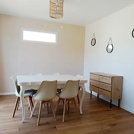 Tatil Evi Vilin Treompan A 400 M De La *
